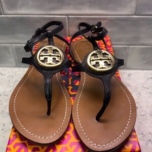 Tory Burch Black & Gold Leather Sandals. Leticia flat tumbled leather. Sz 10.5